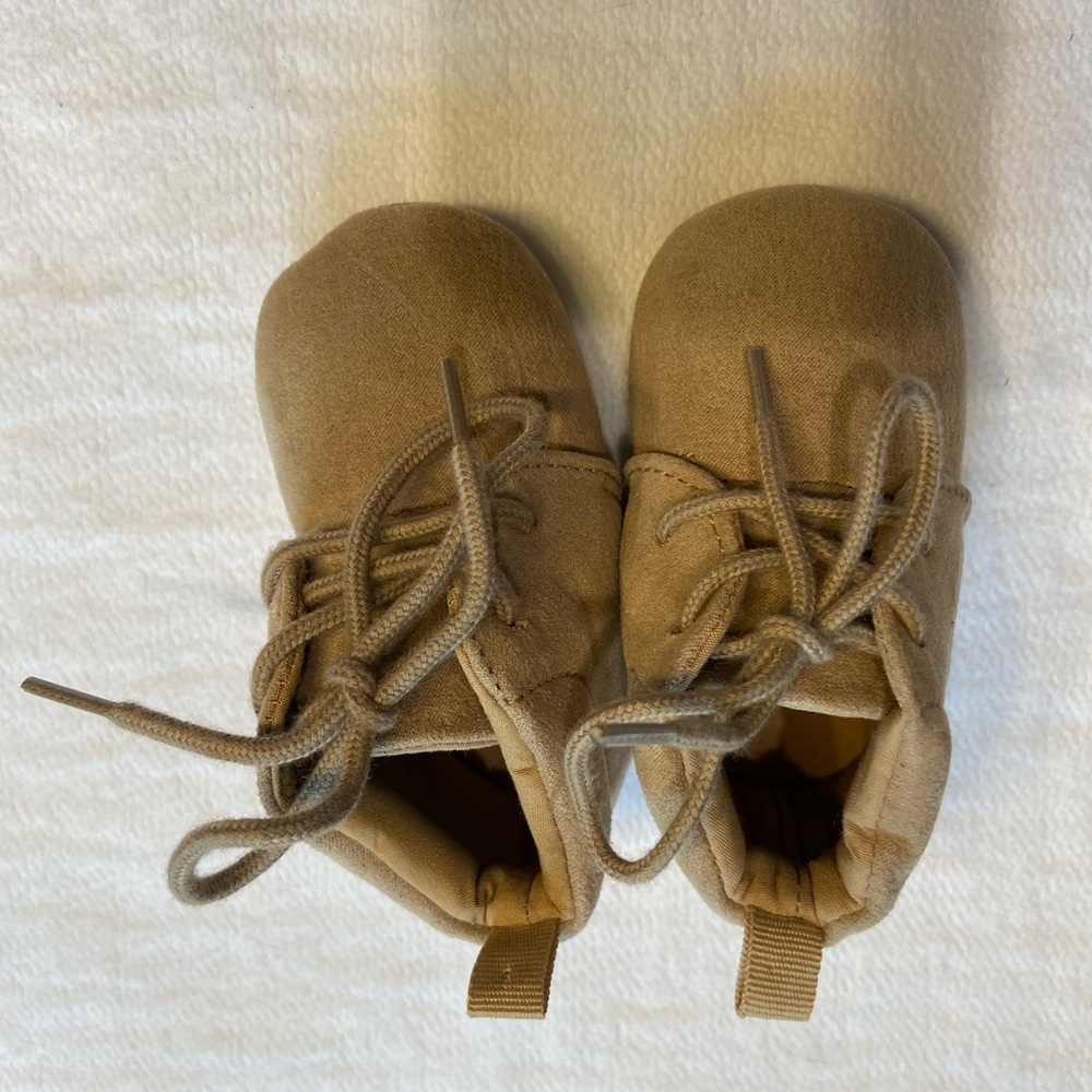 Old navy baby booties